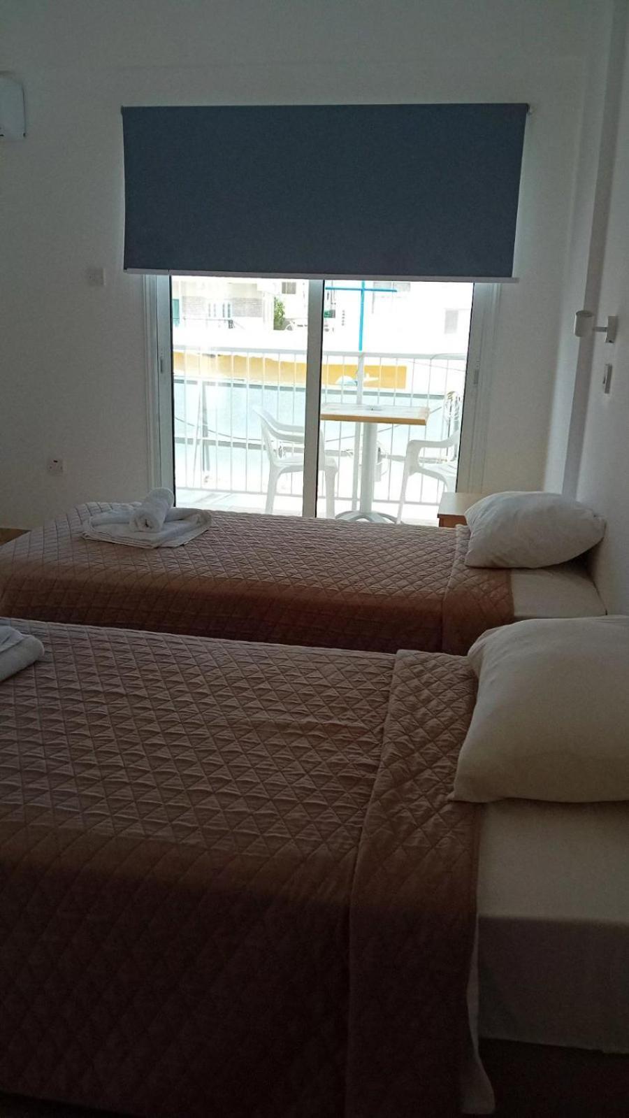 Napa Charles Apts Aya Napa Dış mekan fotoğraf